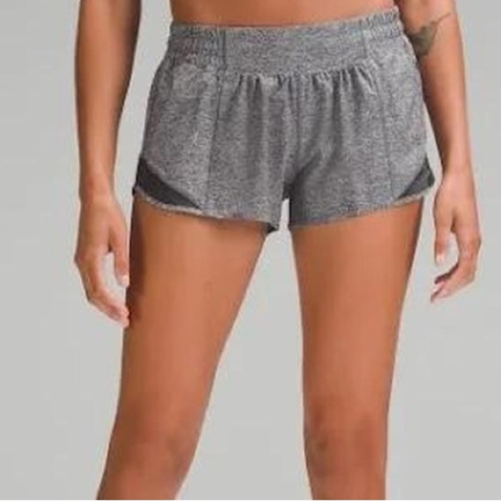 Lululemon Hotty Hot Short